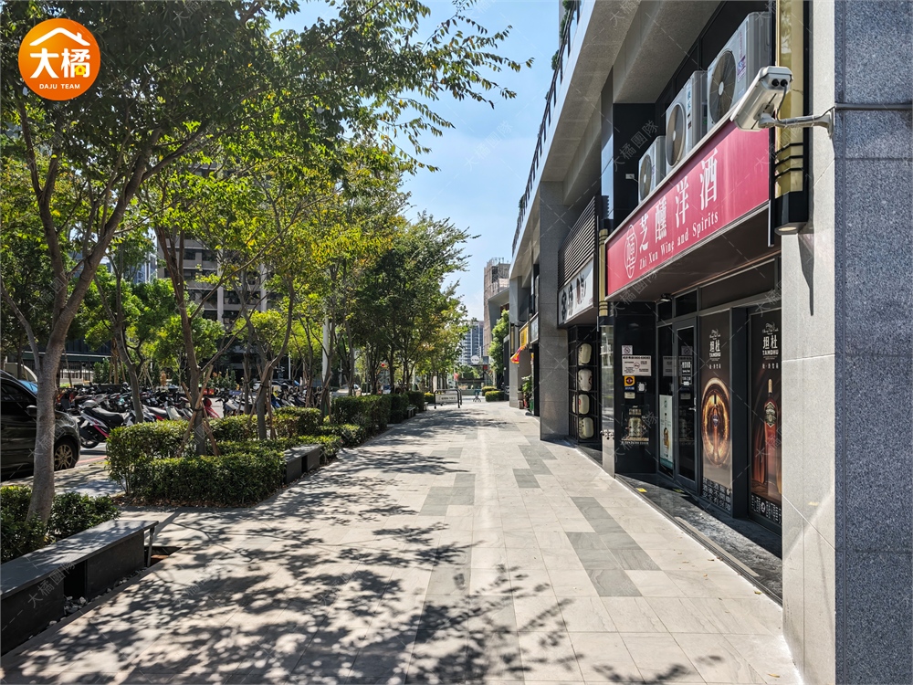 誠總V建築-社區環境