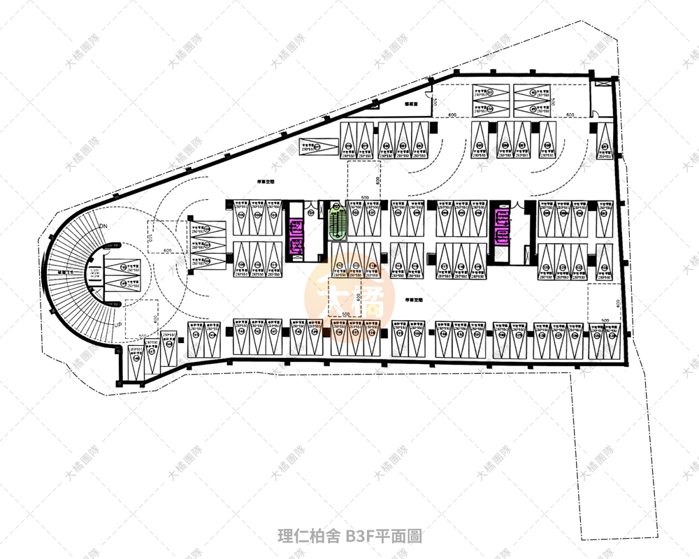 理仁柏舍-B3F停車場
